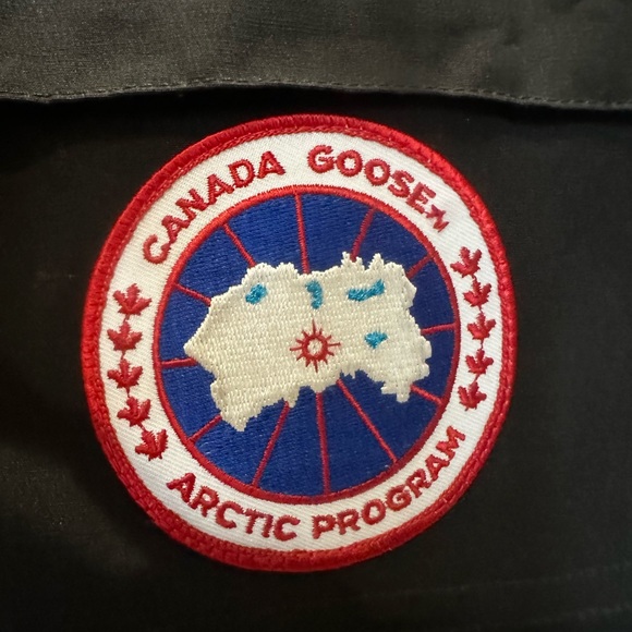 Canada Goose Expedition parka - Picture 6 of 17